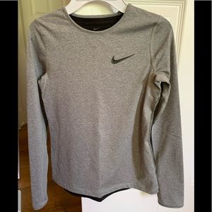 Girls Nike shirt